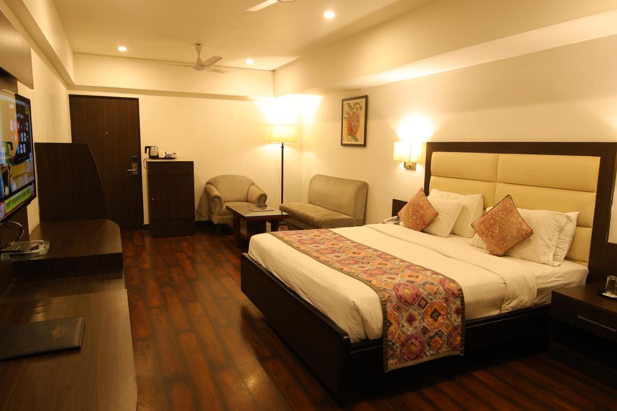 Hotel Natraj Rishikesh Exterior photo