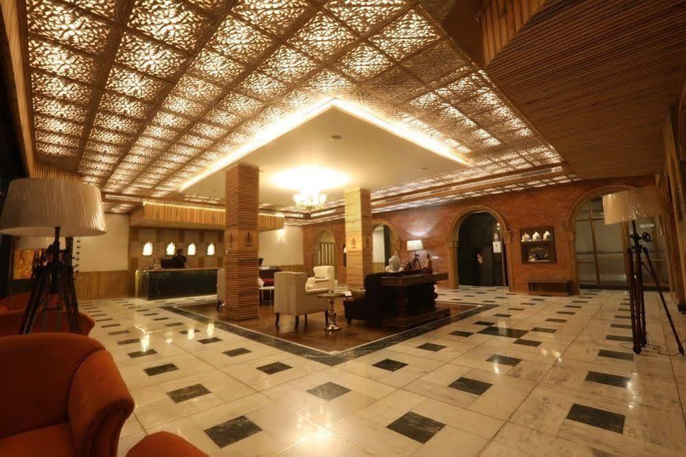 Hotel Natraj Rishikesh Exterior photo